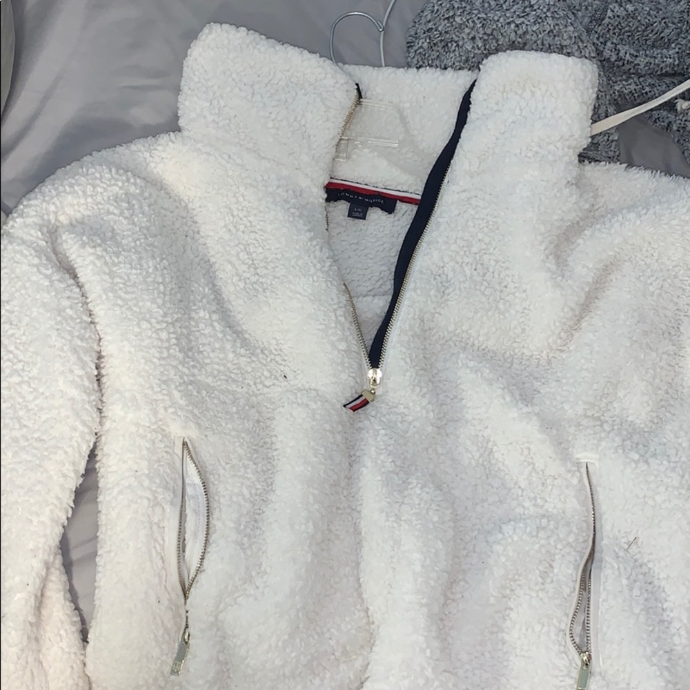 Tommy Hilfiger puffy pullover